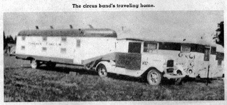 Old fifthwheel trailer for Tom Mix Circus
