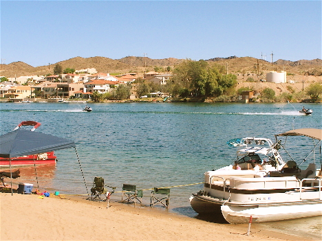 Boating on the Colorado River